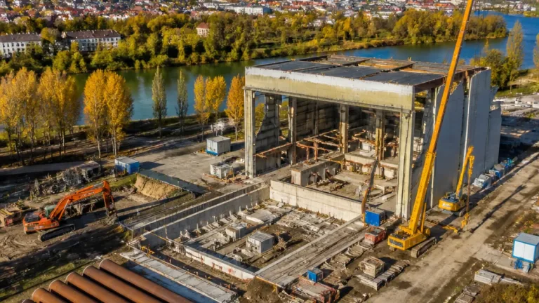 Pět let po odstavení bloku Mělník III: lokalita se mění, město čeká rozsáhlá modernizace