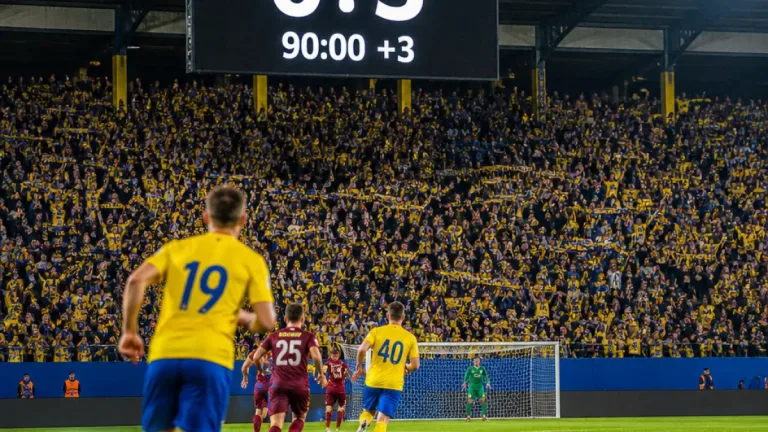 Teplice v kontextu: Komárov bojoval až do konce, Domažlice nakonec postoupily 6:3