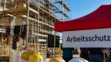 32 schwere Unfälle auf sächsischen Baustellen: Sechs Tote und großer Nachholbedarf beim Schutz in der Höhe