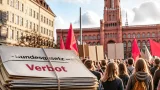 Berlin in der Debatte: Bund will Enteignungen per Gesetz stoppen — Linke kündigt Widerstand an