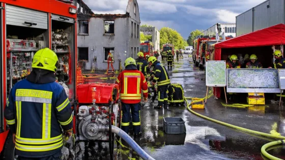 Feuerwehrübung in Kaiserslautern: Große Landesübung mit Blitz-, Wasser- und Evakuierungs-Szenarien
