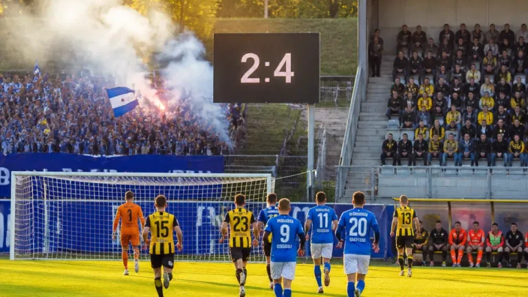 Bayreuth verliert gegen Wacker Burghausen: Starke zweite Halbzeit dreht Partie im Wild-Stadion