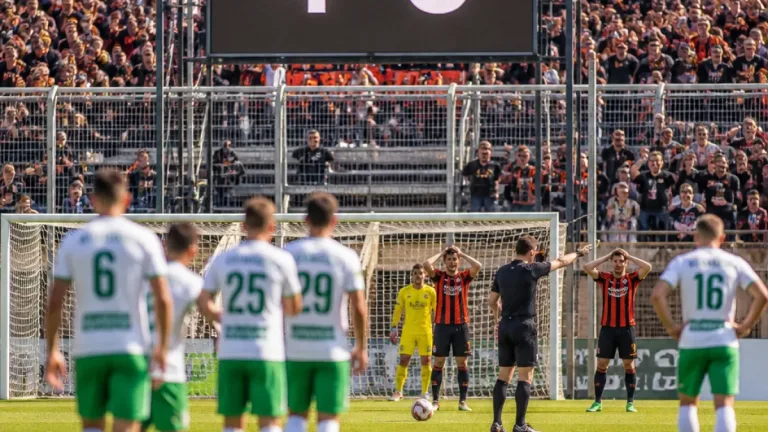 Fürth erkämpft Auswärtssieg in Cottbus – Fehler der Gastgeber entscheiden Partie