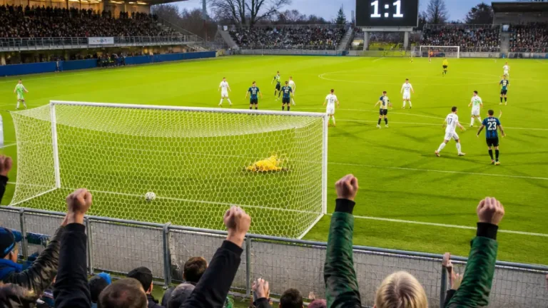 Greifswald holt in Berlin ein 1:1 – Juckel trifft, Wosz gleicht per Elfmeter aus