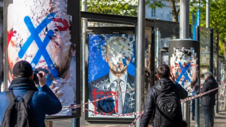 Landeswahlleiterin warnt: Mehr als 800 Schäden an Wahlplakaten vor Sachsen-Anhalt-Wahl