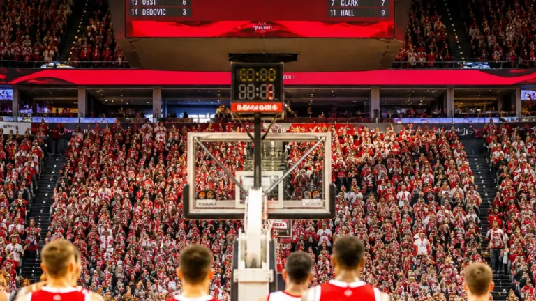 Nach Wechsel-Eklat: FC Bayern demontiert Bamberg deutlich – Gavel trifft auf Ex-Verein