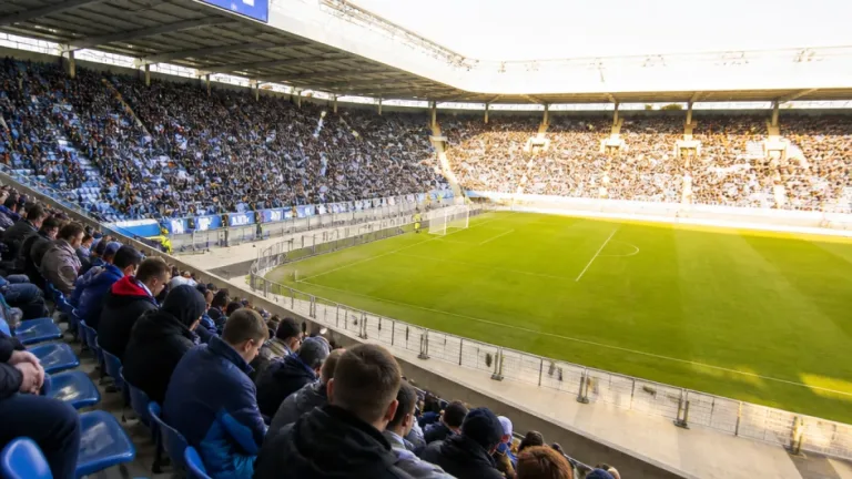 Rostock: Hansa nach 1:1 gegen Wiesbaden verpasst Heimsieg und sorgt für Unmut