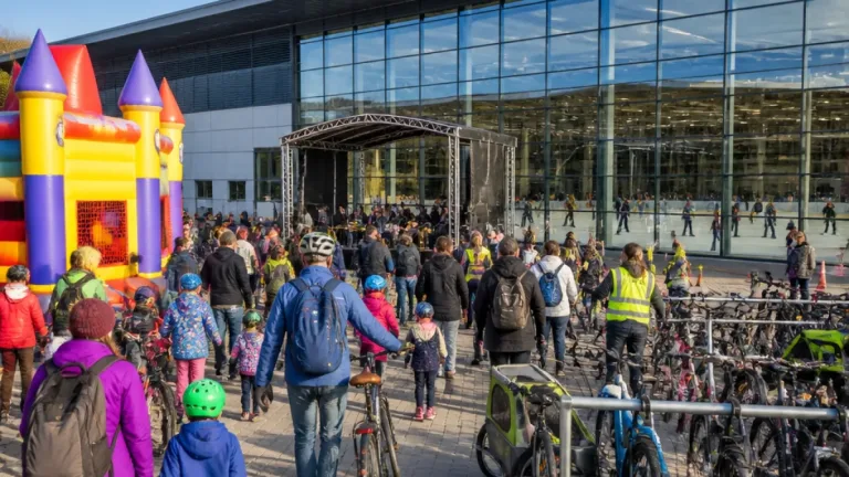 SattelFest am 13. September in Chemnitz: Familienfest mit Radkorso, Eislaufen und Kinderkonzert