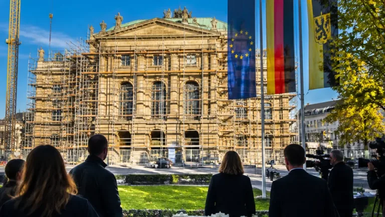 Stuttgart prüft Opern-Zukunft: Land und Stadt vereinbaren Expertenanhörung