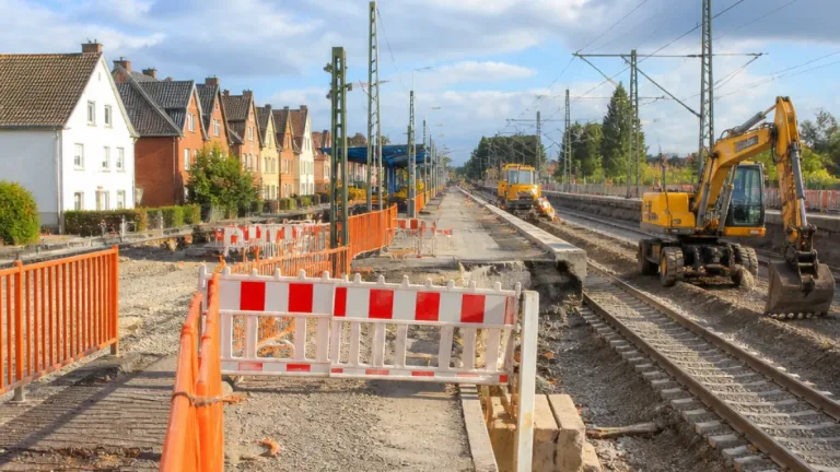 Trier: Bilder dokumentieren Fortschritt an der Baustelle am Bahnhaltepunkt Trier‑Zewen