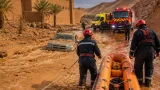 الحماية المدنية بجانت تنقذ شاباً محاصراً بسيارته خلال ارتفاع منسوب الوادي ببرج الحواس