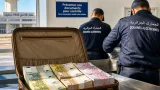 الجمارك بسطيف تحجز 12.000 أورو غير مصرح بها خلال تفتيش راكبة قادمة من ليون