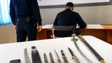 أمن ميلة يوقف مشتبهًا خطيرًا في شلغوم العيد ويستعيد مسروقات ويحجز أسلحة بيضاء