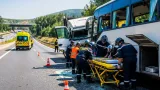 حادث مرور بالطريق السيار يوقع إصابة على مستوى سطيف ويستلزم نقلا للمستعجلات