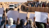 مخيمات تندوف تشهد احتجاجين على إدارة شؤون السكان ومطالب بالكشف عن مصير مفقودين