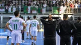 منتخب اليد الجزائري يتوقف عند نصف نهائي البحر المتوسط بعد خسارة ضيقة أمام مصر 27-25