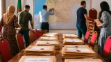 والي وهران يبرز دور الإعلام المحلي في نقل انشغالات المواطنين وتعزيز الشفافية