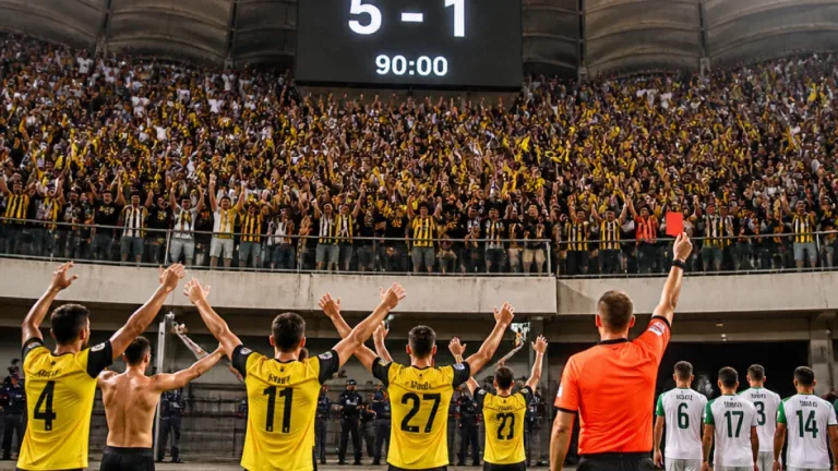 وفاق سطيف يردّ اعتباره بتغلبه 5-1 على النادي الرياضي القسنطيني في داربي الشرق