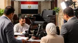 محافظ أسيوط يسلم كرسيًا كهربائيًا لمواطن من ذوي الهمم ضمن جهود الرعاية المجتمعية