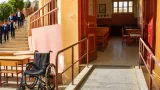 محافظ سوهاج يصدر توجيهات بنقل فصول ذوي الإعاقة الحركية إلى الطوابق الأرضية بعد مشهد إنساني بأخميم