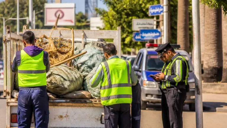 حملة موسعة بغرب المنصورة لمواجهة «النباشين» ومصادرة الأدوات وإجراءات قانونية رادعة