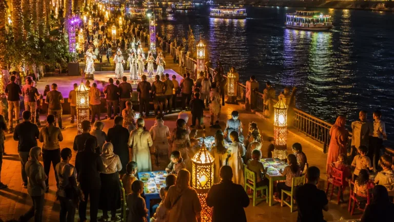 مبادرة «شارع الفن» تضيء ليالي أسوان على كورنيش النيل وتستمر حتى منتصف الليل