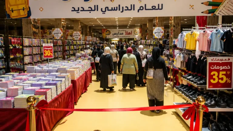 افتتاح معرض «أهلاً مدارس» بالمنصورة لتوفير المستلزمات بتخفيضات تصل إلى 35%