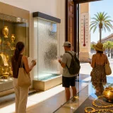 Museos y exposiciones de Alicante se convierten en refugio frente a las alertas por calor