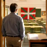 Euskadi prepara un decreto que reconocerá al profesorado como autoridad pública en las aulas