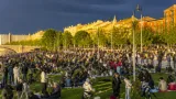 Logroño vive la breve oscuridad diurna y convierte el eclipse en una celebración colectiva