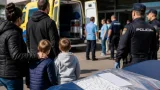 Lugo: cinco niños atendidos en el HULA tras hallar pastillas blancas en un autobús escolar