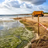 Vuelve el vertido de aguas fecales en Cala Codolar y reabre el foco de la polémica en Ibiza