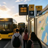 AUT y Global reprograman servicios para repartir la llegada al Campus de Tafira en dos franjas