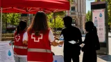 Terrassa mantiene la atención social de invierno ante las olas de calor con puntos de hidratación
