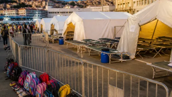 Ceuta afronta una emergencia humanitaria por miles de menores no acompañados