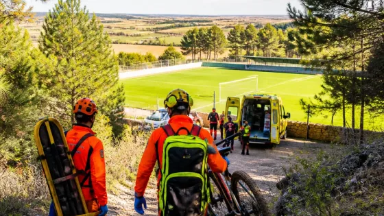Fallece un ciclista en Vallelado tras sentirse indispuesto en el camino de las Cruces, Segovia