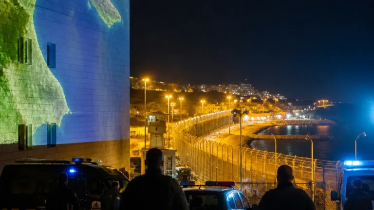 Analista afirma que Marruecos mantendrá la reivindicación sobre Ceuta y Melilla como instrumento de presión