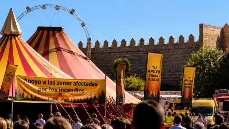 Ávila abre el XIV Festival Internacional de Circo con llamamiento de apoyo a las zonas afectadas por incendios