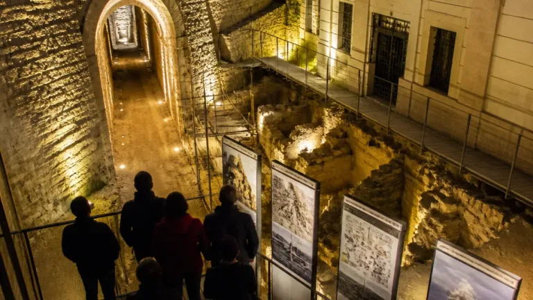 Cádiz abre al público las cuevas de María Moco y revela su papel en la defensa urbana
