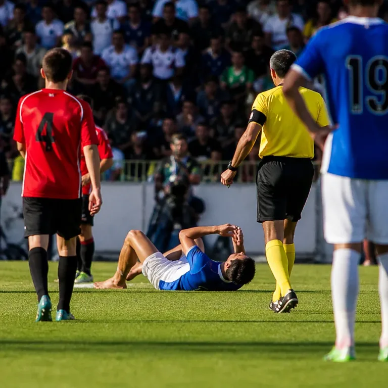 La simulación en el fútbol, espejo de una sociedad que normaliza el engaño