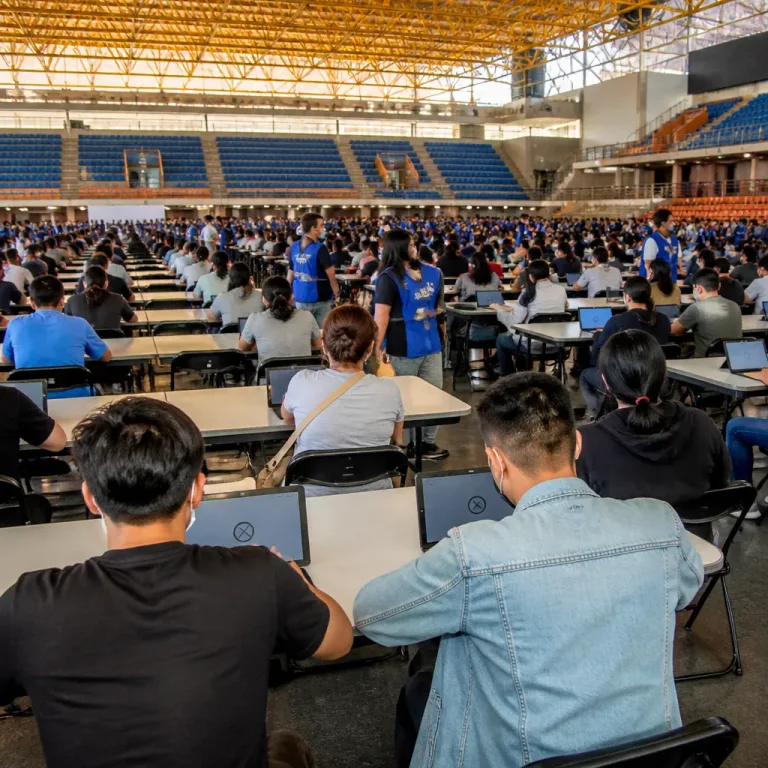 La UNAM convoca a miles en el Palacio de los Deportes para examen presencial tras irregularidades