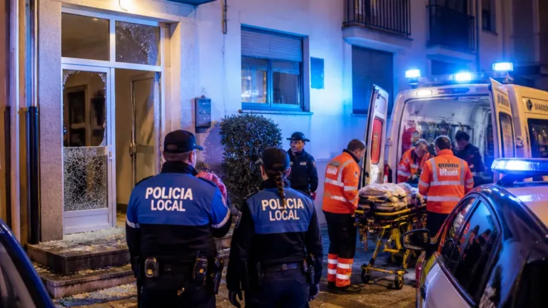 Detenida en Lugo una pareja tras una pelea con daños en la vivienda y atenciones sanitarias