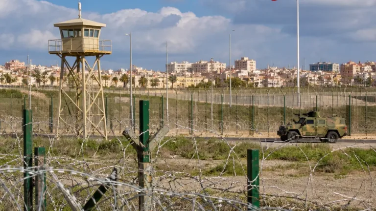 El Congreso rechaza la propuesta de Vox para que el Ejército proteja de forma permanente Ceuta y Melilla