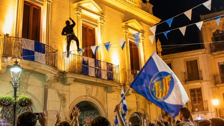 El Gran Germán transforma el pregón de la Festa Major en un espectáculo que recorre Sabadell