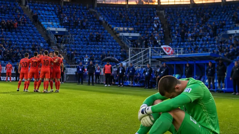 El Sevilla rompe la imbatibilidad del Deportivo en Riazor y se impone 0-1 en A Coruña
