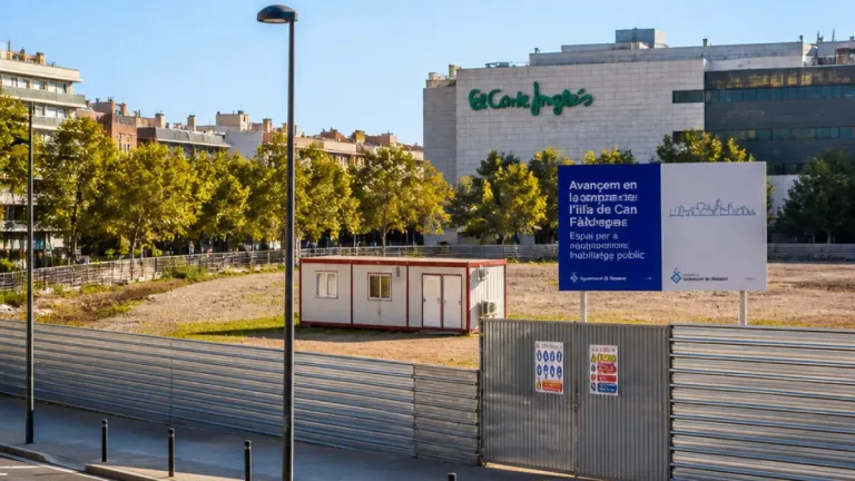 Mataró aprueba la compra del solar de El Corte Inglés para desbloquear el centro urbano