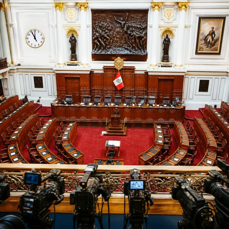 El primer ministro peruano pedirá al Congreso exponer la política general del Gobierno el jueves