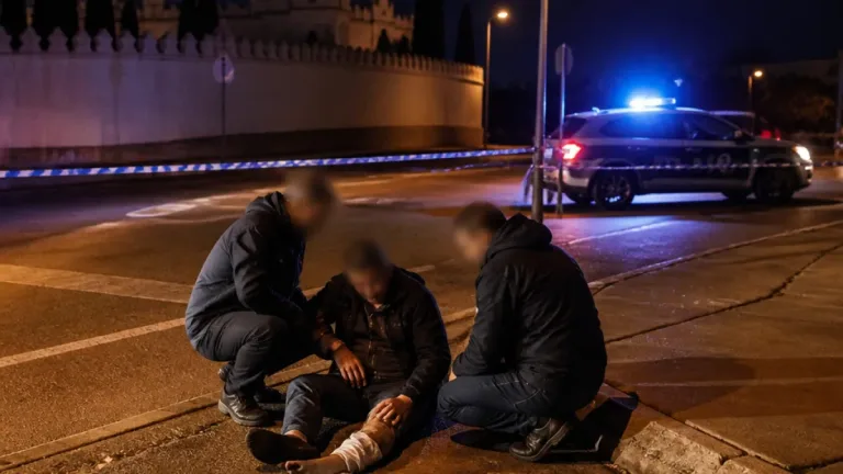 Un hombre de Ceuta herido tras sufrir cuatro puñaladas en un intento de robo junto a Sidi Embarek
