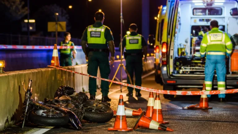 Un motorista de 60 años muere tras salirse de la vía en la M-406 a la altura de Leganés