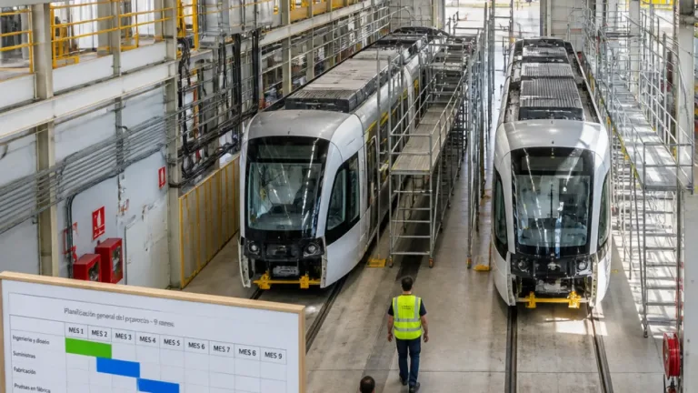 Valencia: Metrovalencia licita 5,4 millones para adaptar Talleres de Tarongers a nuevos tranvías